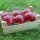 6 rote Laseräpfel in rustikaler Obstkiste dekorativ verpackt
