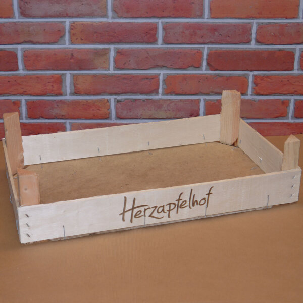 Holz-Geschenkkiste / 50 x 30 x 12 cm / Herzapfelhof