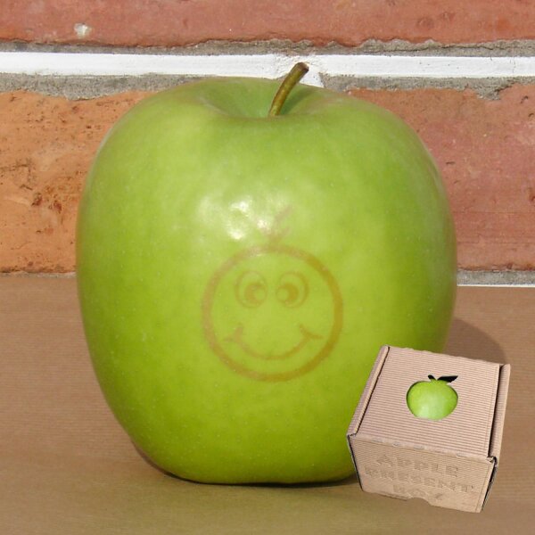 Apfel mit Branding Smilie Fred grün